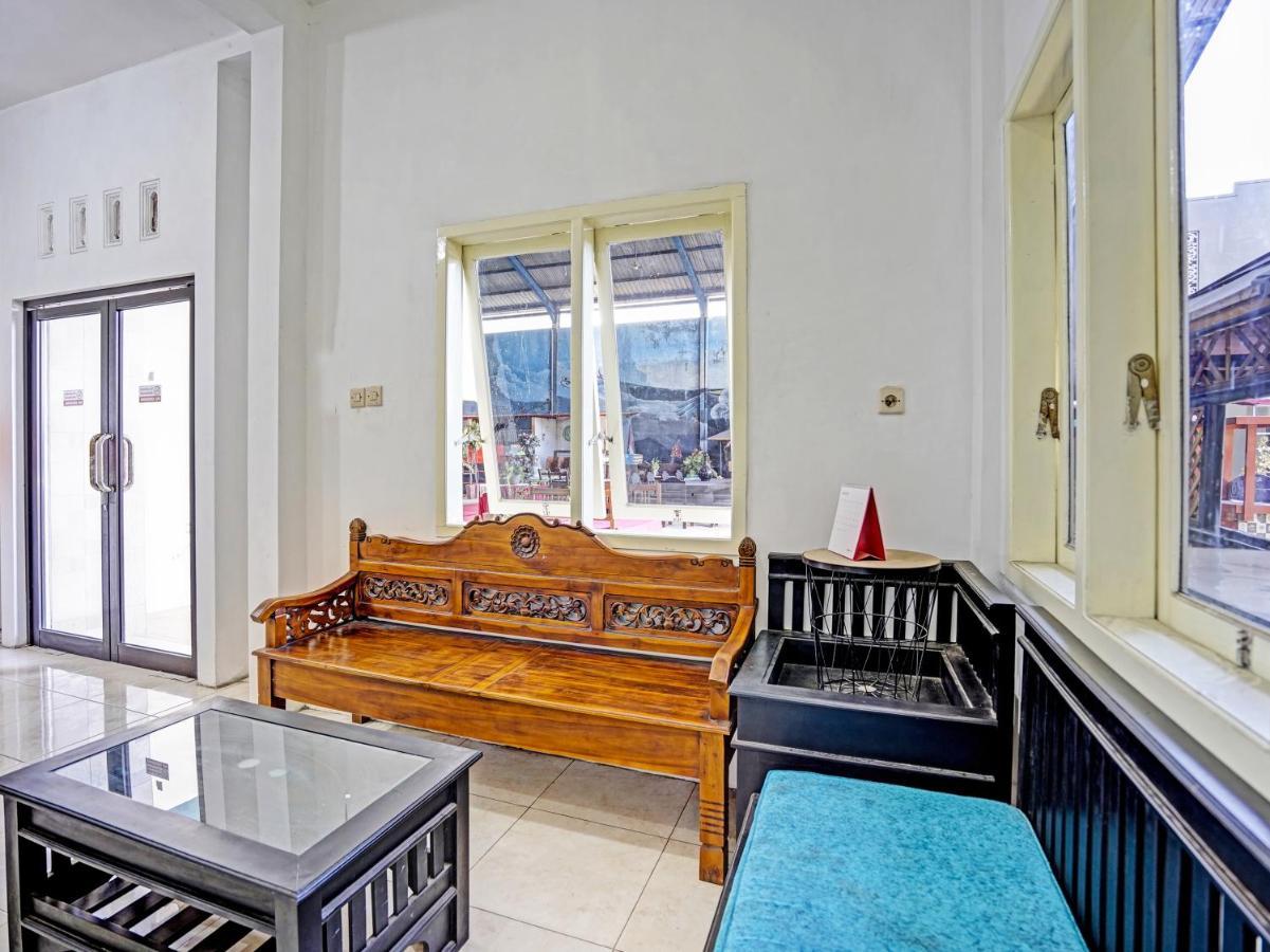 Oyo 90943 Mochi 88 Homestay Probolinggo Eksteriør bilde